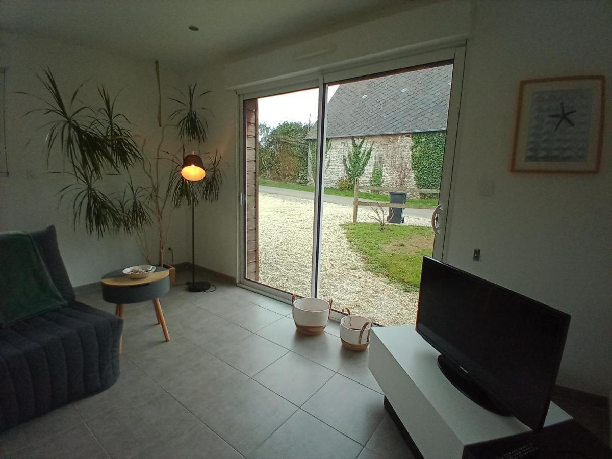 Villa DOMAINE DES TISSEYS vue sur le Mont St Michel Dragey Exterior foto
